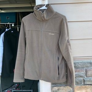Women’s brown fleece Columbia zip up